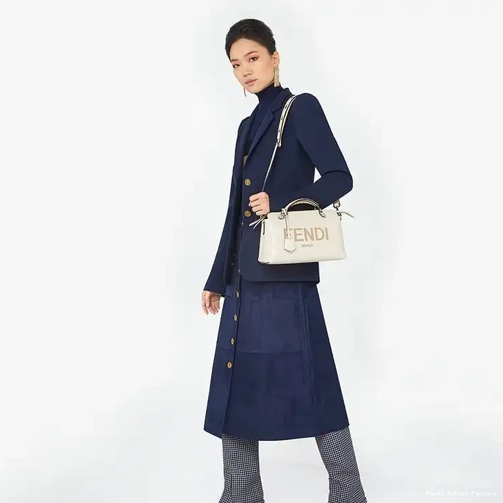 Affordable HOT Medium The ROMA In Calf Leather White Fendi Way Boston Bag By Logo 0530